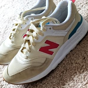 New Balance 997H